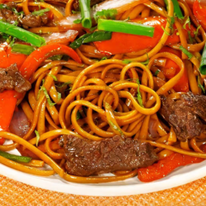 Tallarin Saltado (Steak)